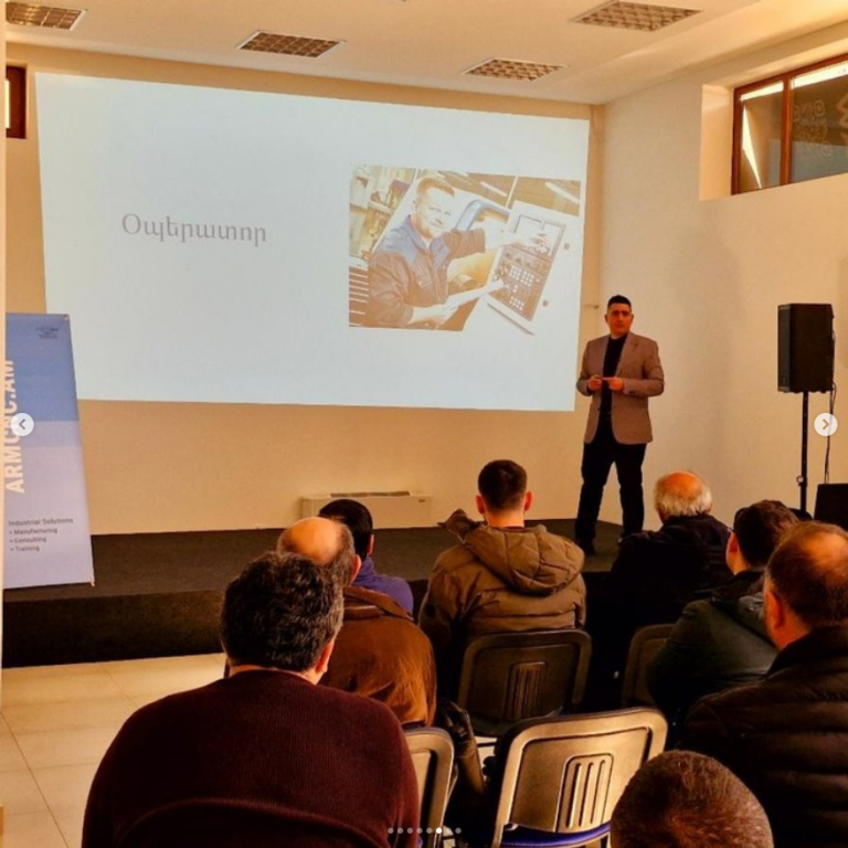 Screenshot 2025-05-07 at 10-34-57 Inbox • Chats